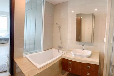 Puteri Cove Residences