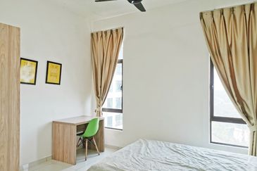 D'Summit Residences @ Kempas Utama