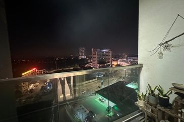 Sky Loft Premium Suites, Bukit Indah