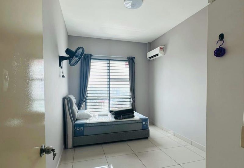 The Pinnacles (Pinnacle Tower)