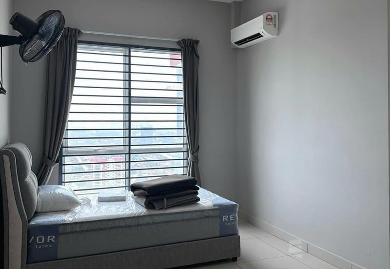 The Pinnacles (Pinnacle Tower)