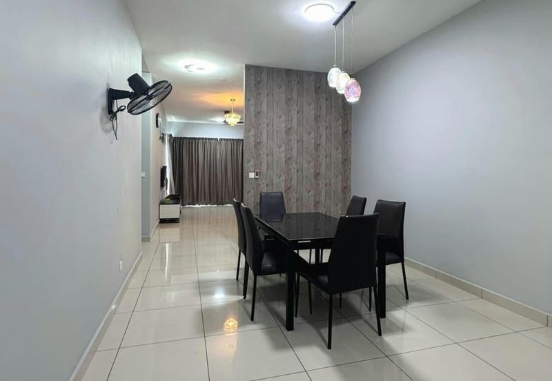 The Pinnacles (Pinnacle Tower)