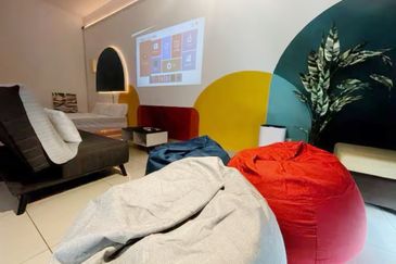 MANHATTAN @ Austin Heights