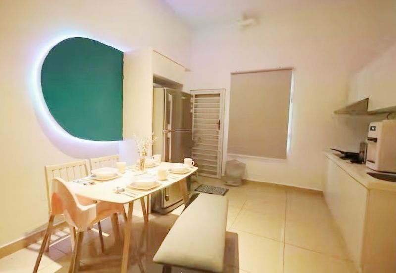 MANHATTAN @ Austin Heights