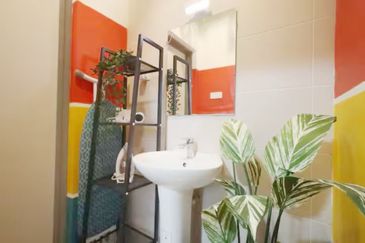 MANHATTAN @ Austin Heights