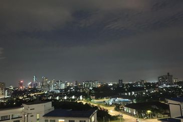 SKS Habitat Apartment, Larkin