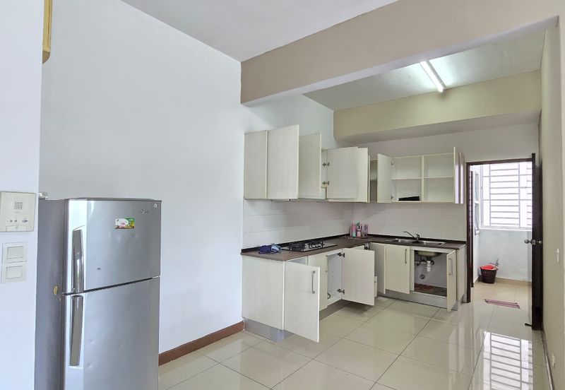 Dedaun Hijau (Greenfield Regency)