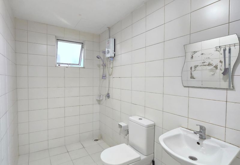 Dedaun Hijau (Greenfield Regency)