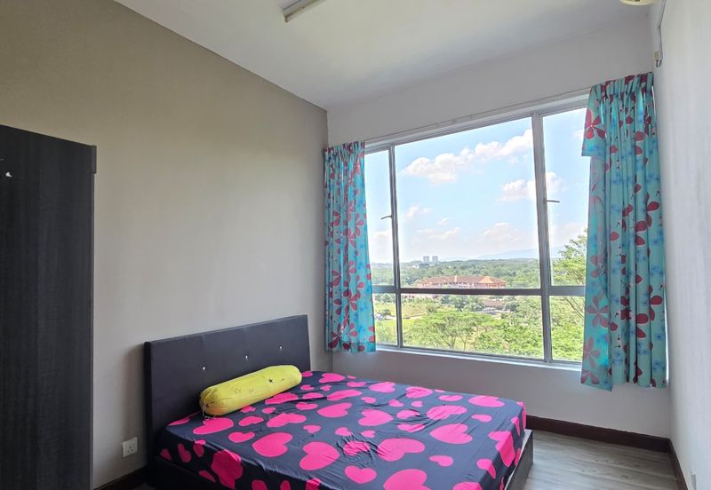 Dedaun Hijau (Greenfield Regency)