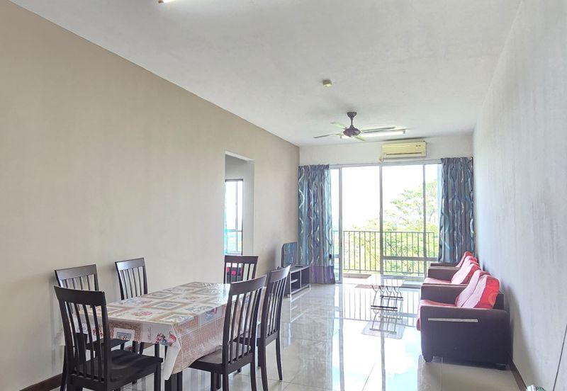 Dedaun Hijau (Greenfield Regency)