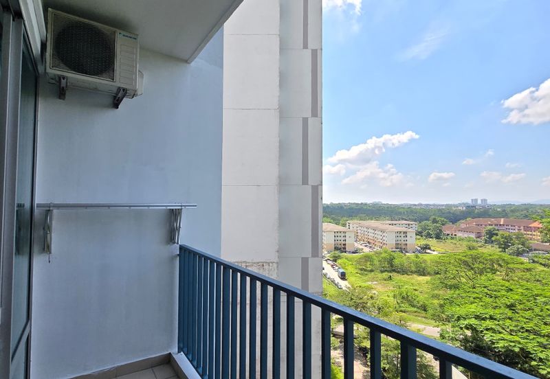 Dedaun Hijau (Greenfield Regency)