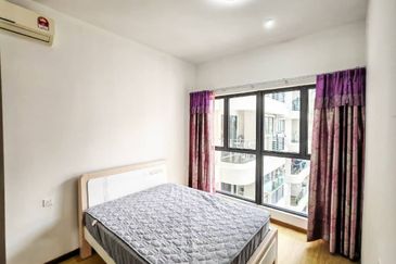 Baypoint @ Country Garden Danga Bay