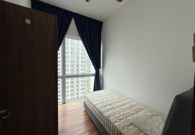 Paradiso Nuova Medini