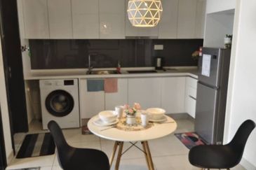 Almas @ Puteri Harbour