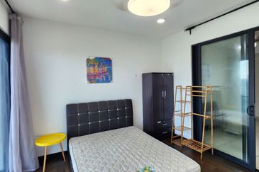 Almas Suites @ Puteri Harbour