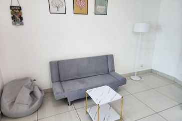 Almas Suites @ Puteri Harbour