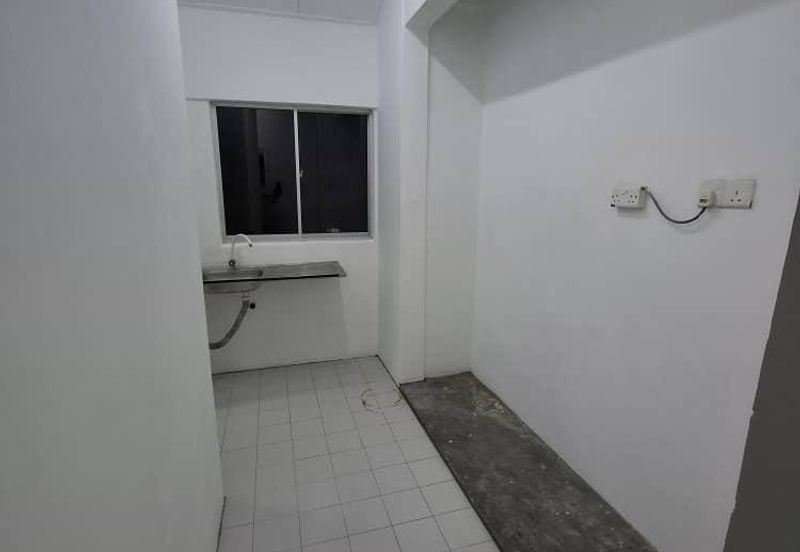 Pangsapuri Jasa, Mutiara Rini