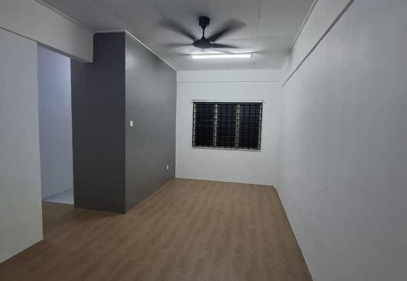 Pangsapuri Jasa, Mutiara Rini