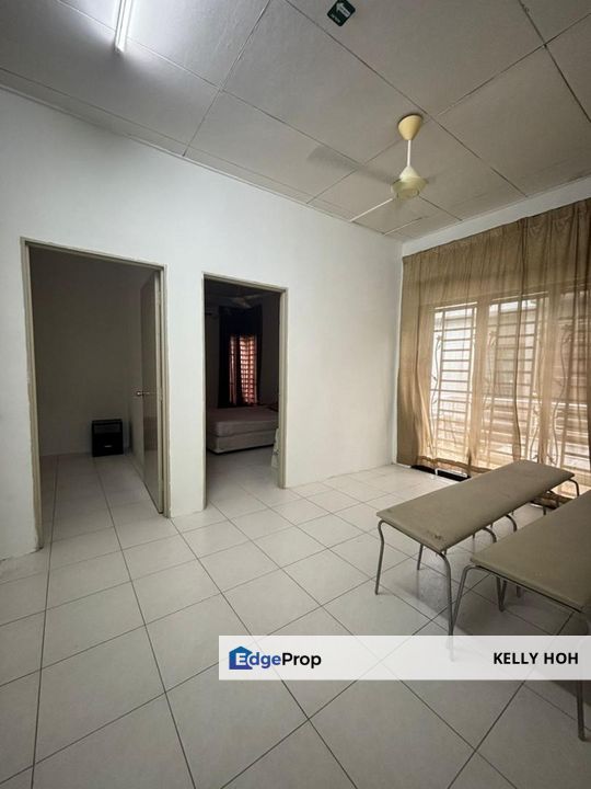 Jalan Scientex @ Scientex Kulai Johor, Double Storey Terrence House, 4 Bedrooms 3 Bathrooms, Fully Furnished, For Rent , Johor, Kulai