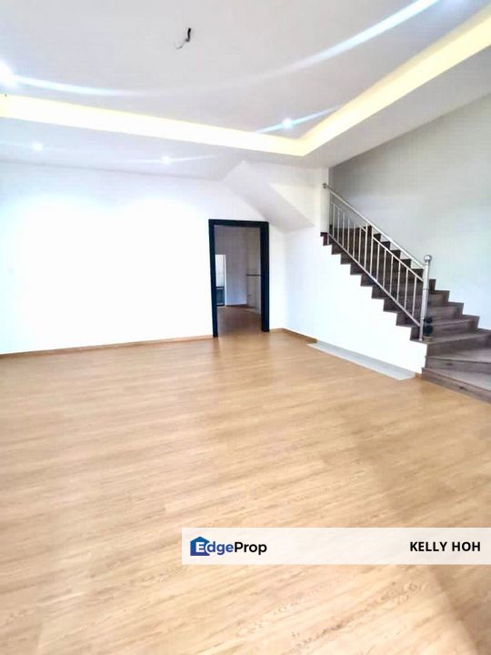 Taman Impian Senai, Johor, Double Storey Terrence House, 4 Bedrooms 3 Bathrooms, Renovated Unit, Bumi Lot, For Sale , Johor, Senai