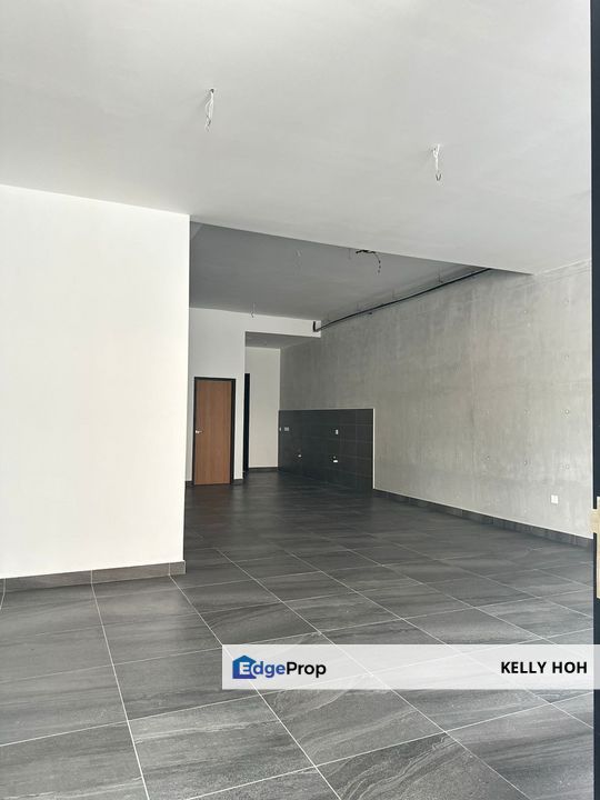 D'Art Hills Residence @ Taman Bukit Seni Kulai Johor, 2.5 Storey Terrace House, 5 Bedrooms 4 Bathrooms, Partial Furnished, For Rent , Johor, Kulai