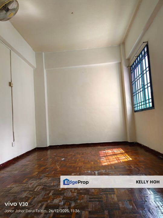 Sri Wangi Apartment, Tampoi Indah, Skudai Johor, 4 Bedrooms 2 Bathrooms, Partial Furnished, For Rent , Johor, Tampoi