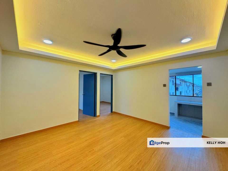 Bandar Selesa Jaya Skudai Johor, Low Cost Flat House, 2 Bedrooms 1 Bathroom, Fully Renovated, Freehold, International Lot, For Sale , Johor, Skudai