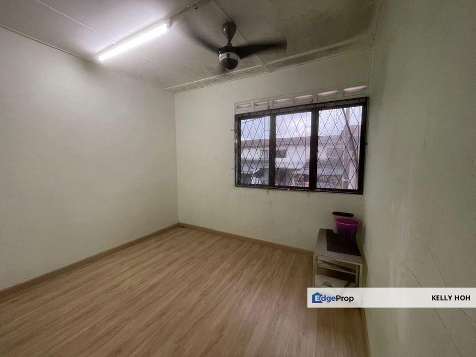 Taman Ungku Tun Aminah Skudai Johor, 2-Storey Low Cost House, 2 Bedrooms 1 Bathroom, Partial Furnished, For Rent , Johor, Skudai