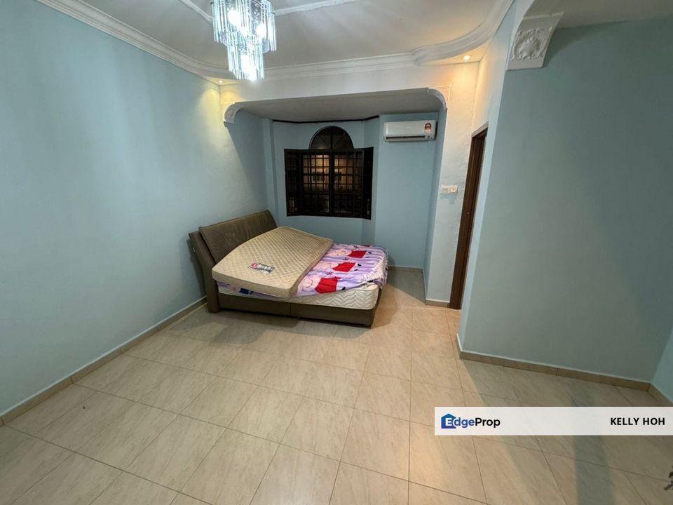 Taman Megah Ria Masai Johor, Double Storey Terrence House, 4 Bedrooms 3 Bathrooms, Fully Furnished, For Rent , Johor, Masai