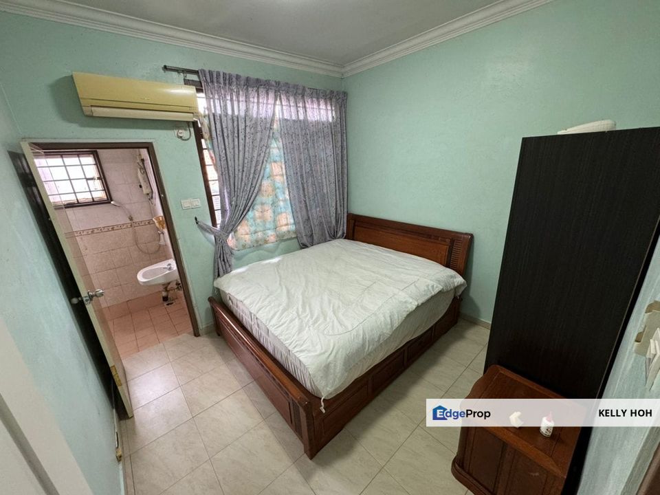 Taman Megah Ria Masai Johor, Double Storey Terrence House, 4 Bedrooms 3 Bathrooms, Fully Furnished, For Rent , Johor, Masai