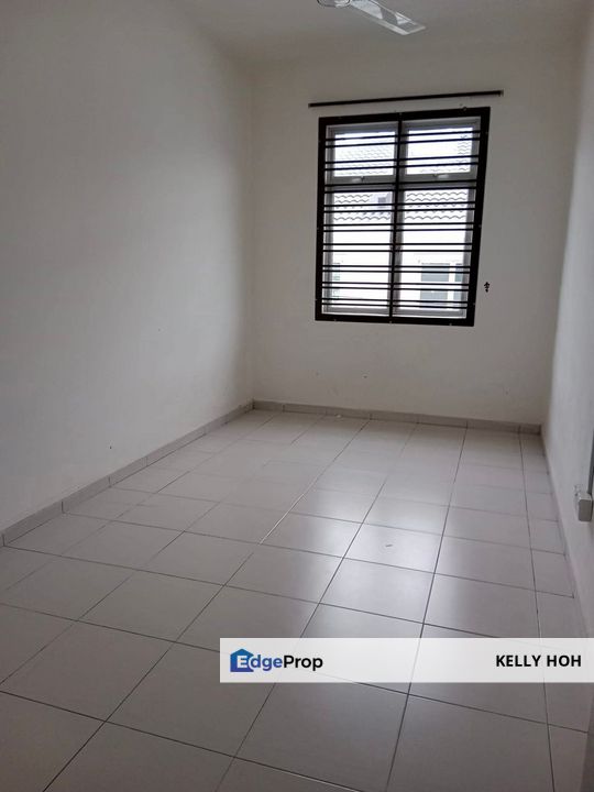 Taman Scientex Senai Johor, Double Storey Terrence House, 4 Bedrooms 3 Bathrooms, Partial Furnished, For Rent , Johor, Senai