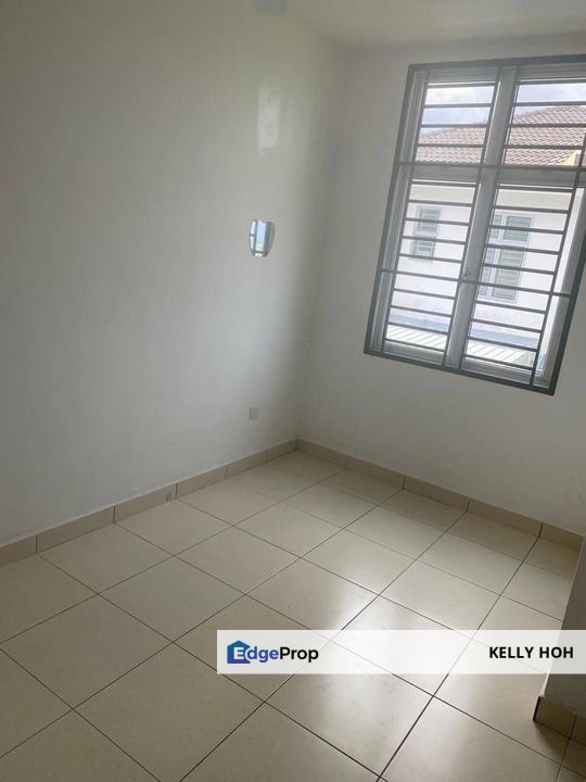 Eroca Hills @ Taman Scientex Kulai Johor, 2-Storey Semi-D House, 4 Bedrooms 3 Bathrooms, Partial Furnished, For Rent , Johor, Kulai