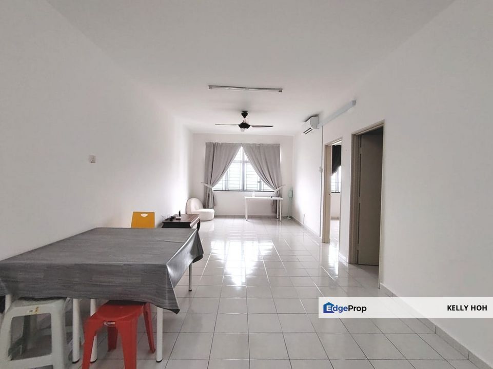 Molek Ria Apartment @ Taman Molek Johor, 3 Bedrooms 2 Bathrooms, Partial Furnished As Photos, For Rent , Johor, Johor Bahru
