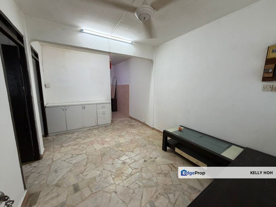 Taman Ungku Tun Aminah, Skudai Johor, Low Cost Flat House, 2 Bedrooms 1 Bathroom, Partial Furnished, For Rent , Johor, Johor Bahru