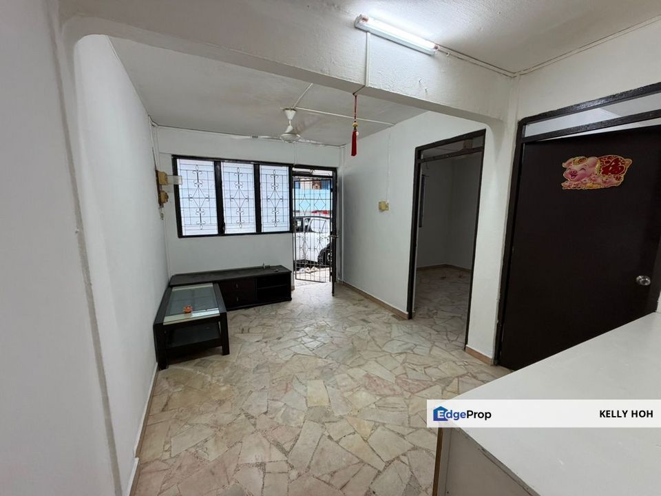 Taman Ungku Tun Aminah, Skudai Johor, Low Cost Flat House, 2 Bedrooms 1 Bathroom, Partial Furnished, For Rent , Johor, Johor Bahru