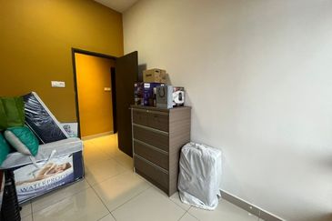 Seri Austin Luxury Apartment