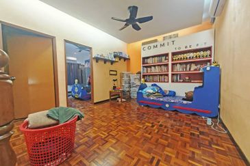 SL 2, Bandar Sungai Long