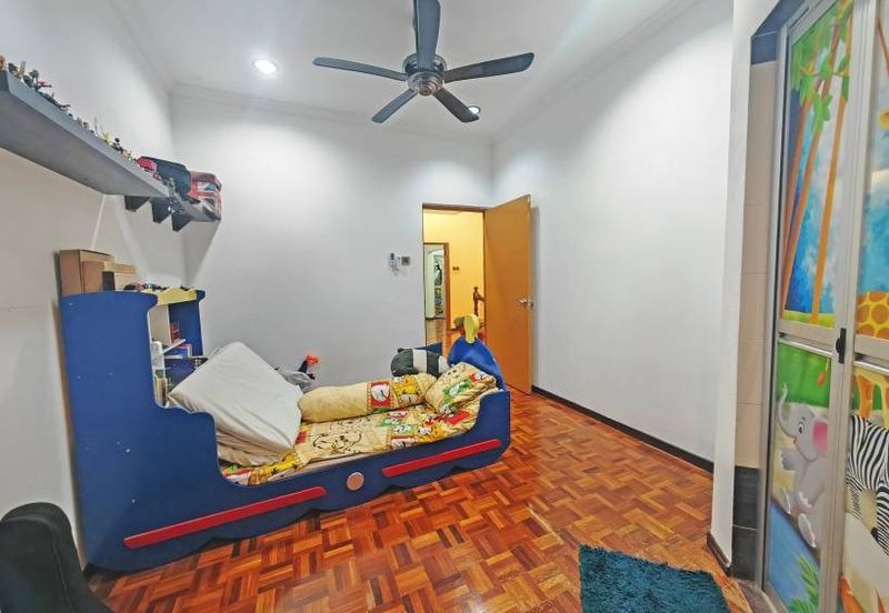 SL 2, Bandar Sungai Long