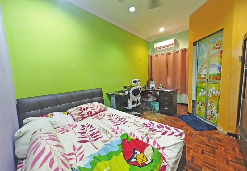 SL 2, Bandar Sungai Long