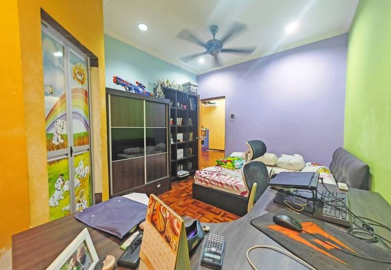 SL 2, Bandar Sungai Long