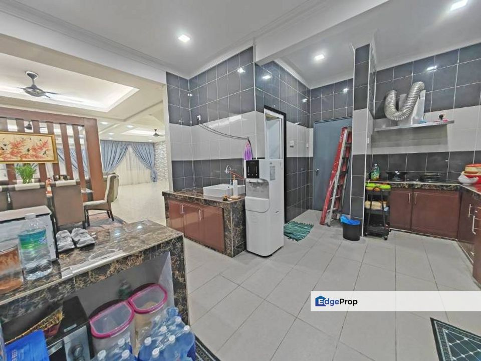 Duplex Townhouse, Freehold, Renovated, Well kept, Good Condition, Selangor, Batu 9th Cheras