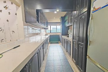 Aliran Damai, Bandar Damai Perdana