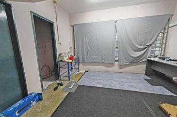 D Square @ Bandar Damai Perdana