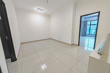 D'Premier @ Bandar Damai Perdana