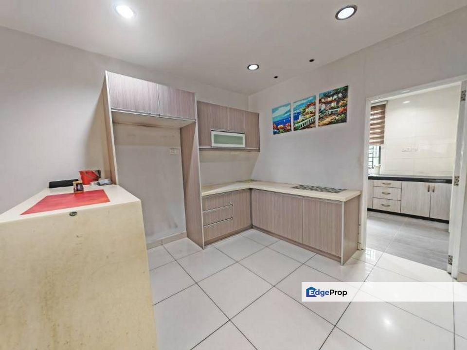 Kitchen extend, Renovated, Gated and Guarded, Good Deal, Selangor, Cheras South