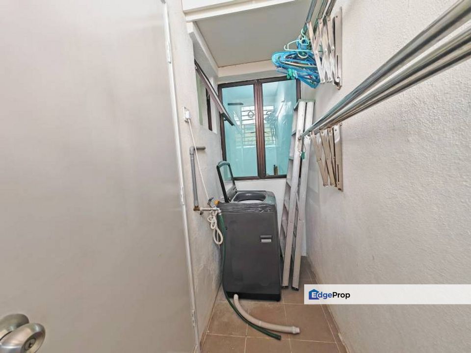 Fully Renovated, Partly Furnished, Gated Guarded, 1st Floor Townhouse, Selangor, Bandar Sungai Long