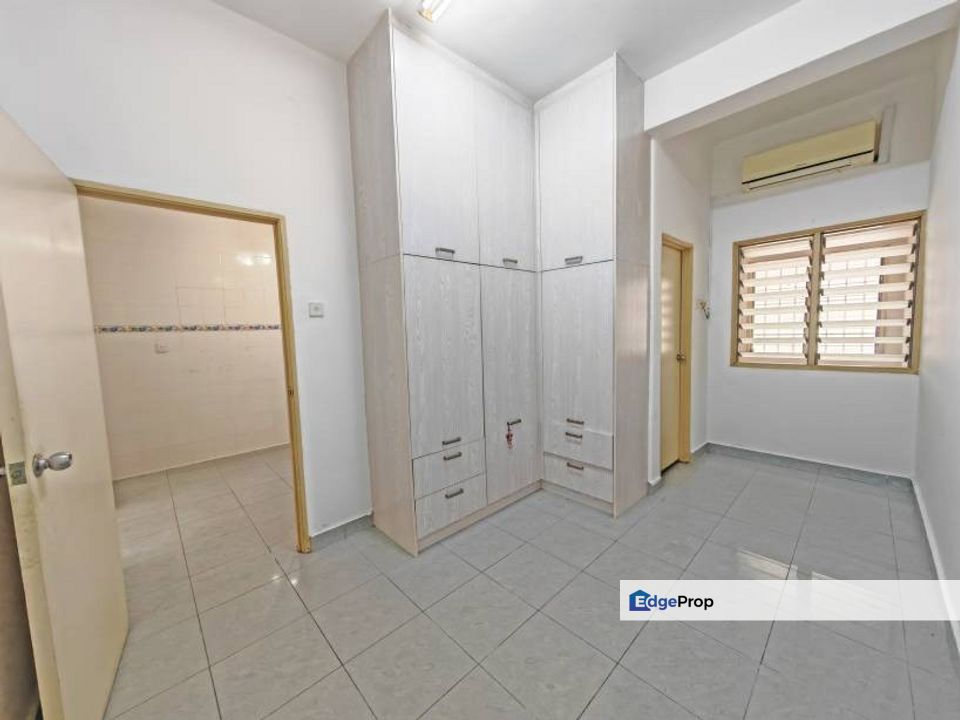 Kitchen Extend, Renovated, Freehold, Good Deal, Convenient Location, Selangor, Batu 9th Cheras