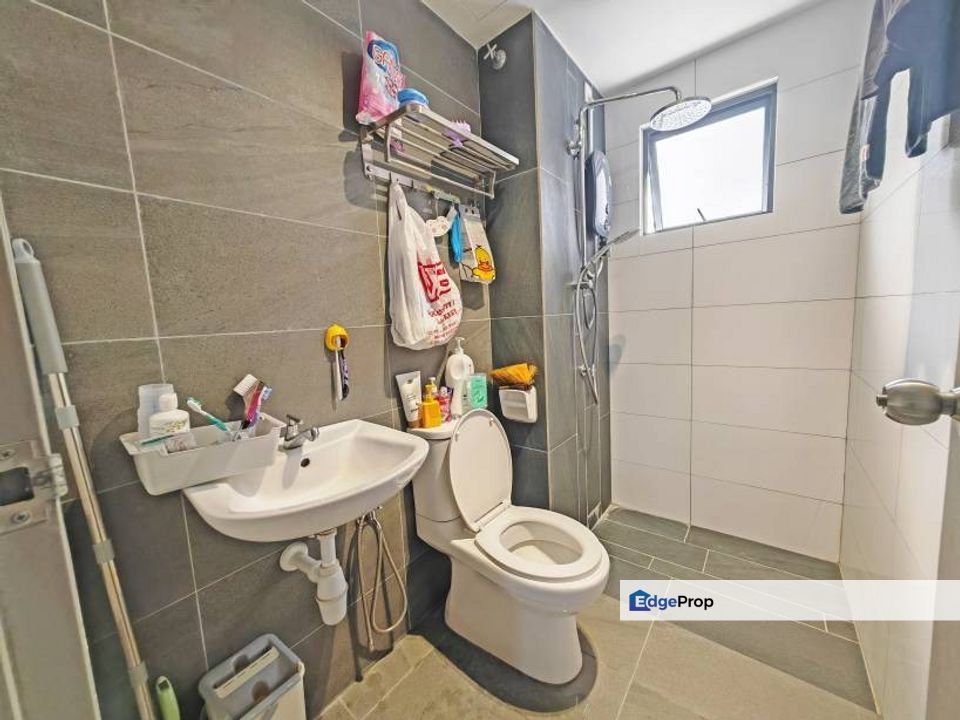 Convenient Location, Partly Furnished, Move in Condition, Selangor, Cheras