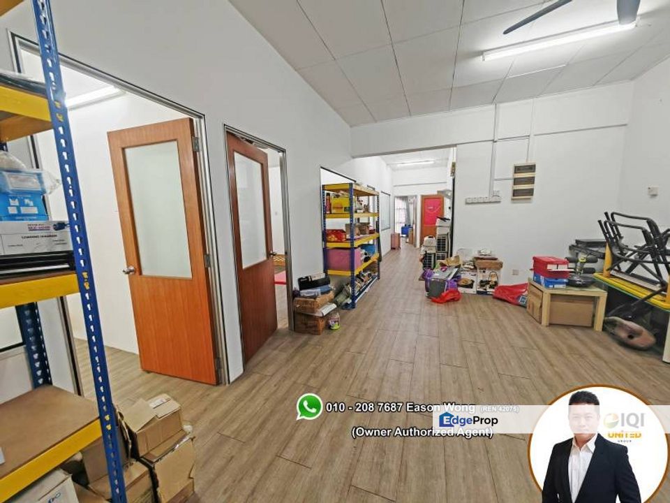 Taman Bukit Angsana 2nd Shop Office Fully Partition, Vinyl Floor, Very Suitable for Office, Daycare Centre, Selangor, Cheras South