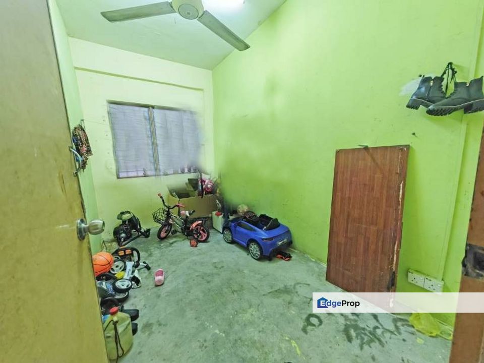 1st Floor Unit, Renovated, Well Kept With Lift Facility, Selangor, Batu 9th Cheras